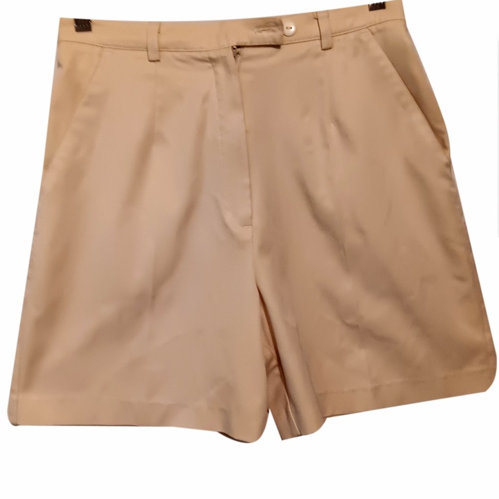 Tail Creme Color Stretch Shorts Size 2